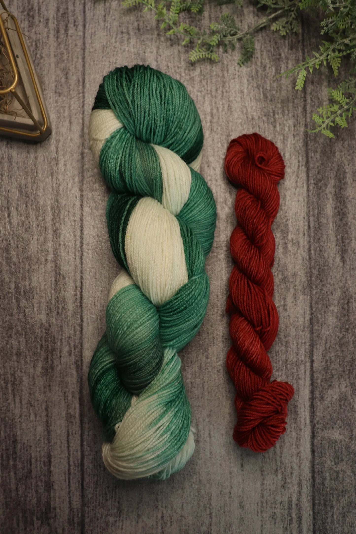 Mistletoe Sock Set